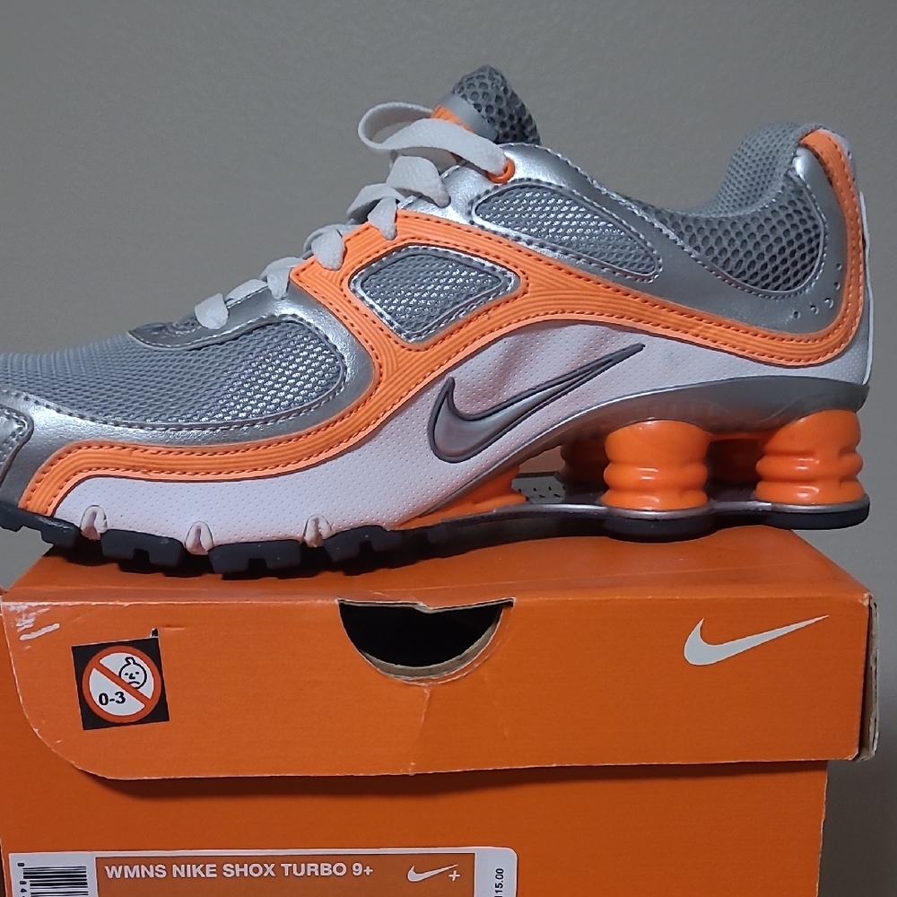 Nike Shox Turbo 9+ Athletic Shoes Silver Orange
